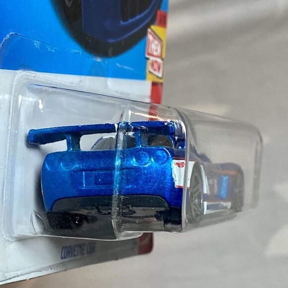 Hot Wheels Corvette C6R 233/250 Then And Now 6/10 Die-cast 1/64 Model NIP 2022 - Picture 7 of 13